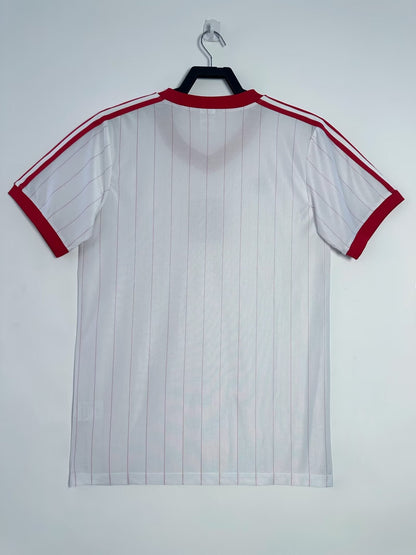 Maillot domicile de la Pologne - 1982
